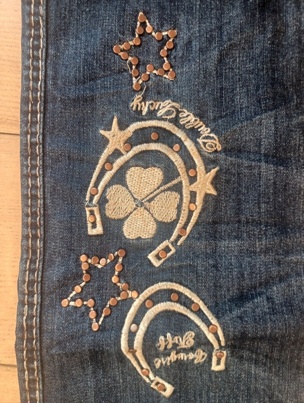 ☘️🐴🤎COWGIRL TUFF DOUBLE LUCKY UNBELIEVEABLE CREAM BOOTCUT JEANS 29x37